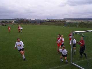 Die Alfener Fußball Mädchen (2000)