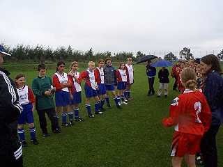 Die Alfener Fußball Mädchen (2000)