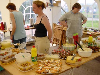Das Buffet ist angerichtet