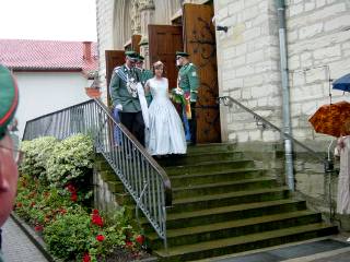 Nach dem Gottesdienst folgt der Zapfenstreich