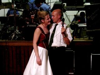 Ein letzter Höhepunkt auf dem Fest: Ein Heiratsantrag !!!