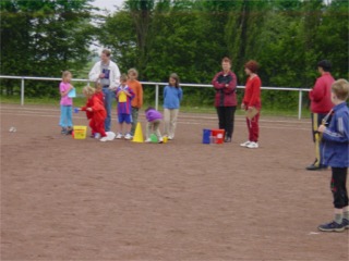 Sportfest der Grundschule Alfen (2002)