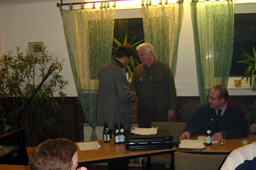 Alfener Volleyballer vor der 3. Meisterschaft ohne Niederlage in Folge (2003)