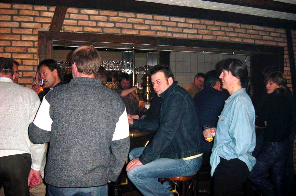 Alfener Volleyballer vor der 3. Meisterschaft ohne Niederlage in Folge (2003)