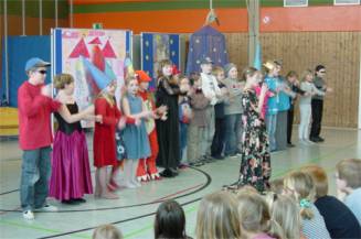 Ritter Rost und Prinz Protz - Ein Musical vorgespielt von der Klasse 3 (2003)