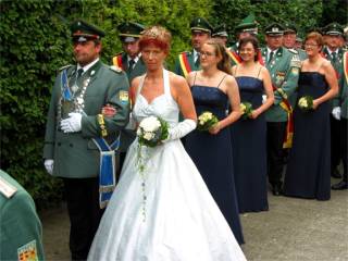 Mit einem Gottesdienst begann das Schützenfest 2003