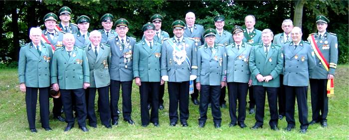 Folgende Jubilare wurden in diesem Jahr ausgezeichnet: 25 Jahre im Verein sind: Ludwig Altmiks, Friedhelm Ahrens, Gerhard Drescher, Josef Daniels, Franz Förster, Wilhelm Keck, Alfred Lohle, Klaus Peter, Willi Wogisch, Johannes Weber 40 Jahre im Verein sind: Heinz Drüke, Norbert Dransfeld, Wolf-Dieter Ewers, Josef Lüke, Josef Meyer, Walter Mithöfer, Wilhelm Rochell, Dieter Vüllers 50 Jahre im Verein sind: Bernhard Bielemeyer, Werner Hussel, Paul Rose, Josef Rochell, Werner Thiele, Erhard Zillmann 60 Jahre im Verein sind: Karl Ahle und Johannes Hüppmeier
