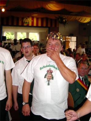 Für König Hubert Müller hatten die Jungschützen etwas besonderes vorbereitet