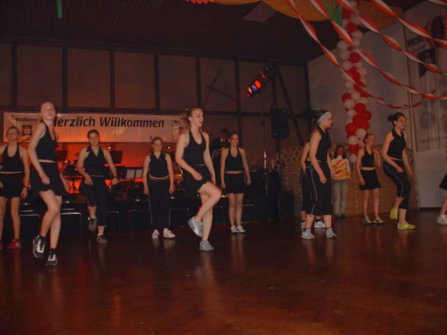 Den Anfang machten die Another Girls