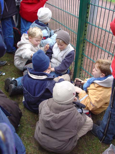 In der Pause wurde die mitgebrachte Stärkung verzehrt.