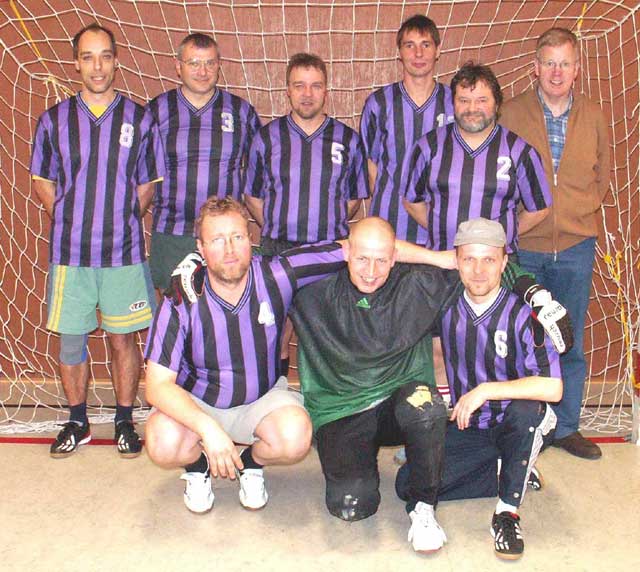 Freizeitsport stehend von links: Robert Brabandt, Günter Kloppenburg, Friedhelm Ahrens, Thomas Hallbach, Peter Kather, Franz Lüke vorne von links: Horst Hölscher, Jürgen Münster, Stefan Karrasch