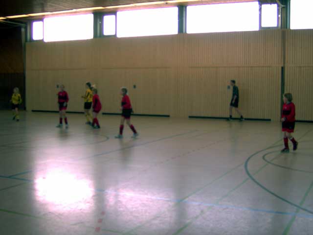 Nach langer Zeit: wieder Mädchenfußball aus Alfen (2005)