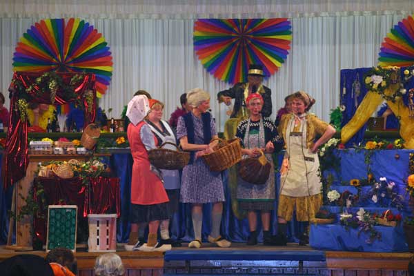 Die Marktfrauen Anne Tiemann, Maria Wenzel, Ria Verhufen, Kornelia Hansmeier, Ulla Hansmeier