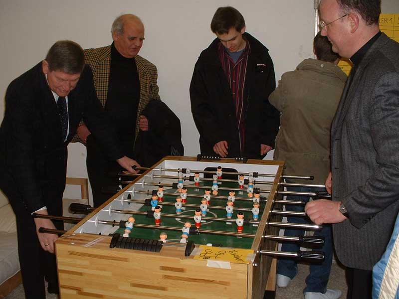 Offizielle Einweihung des Jugendtreffs "Old Church Tower" (2006)