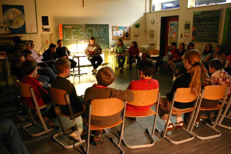 Lesenacht in der Grundschule Alfen (2006)