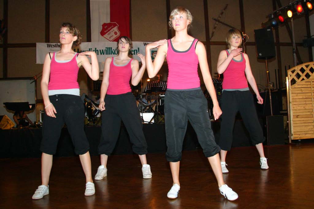 Auch in diesem Jahr waren wieder einige Show Einlagen vorbereitet. Den Anfang machten die Just Girls, die im letzten Jahr leider verhindert waren