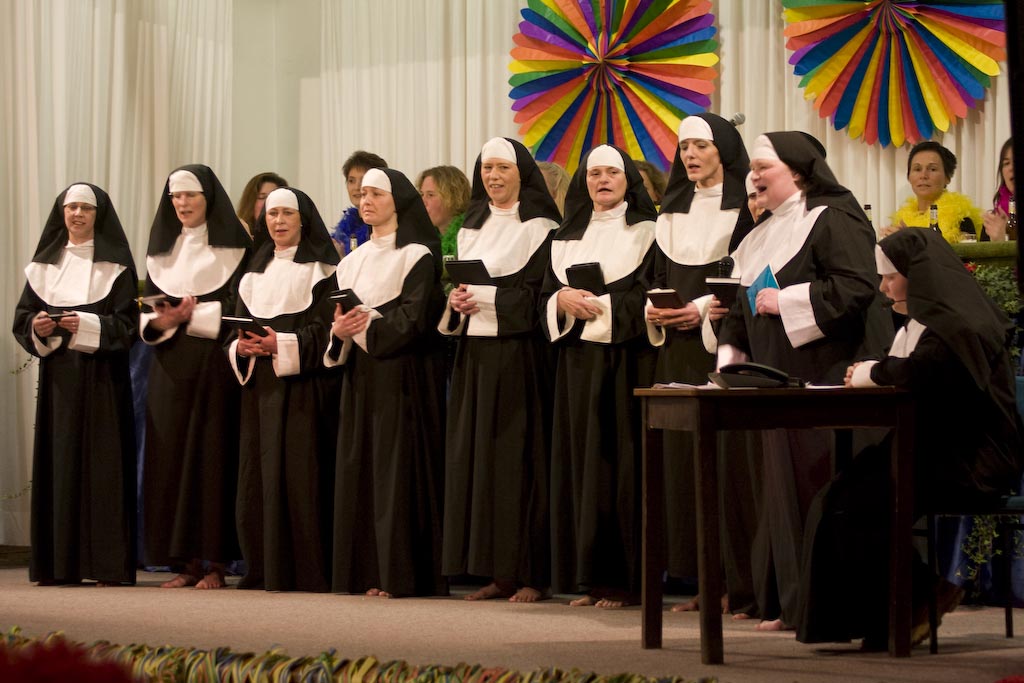 <p>Anschließend konnten die Zuschauer erfahren, was im Kloster los ist</p>