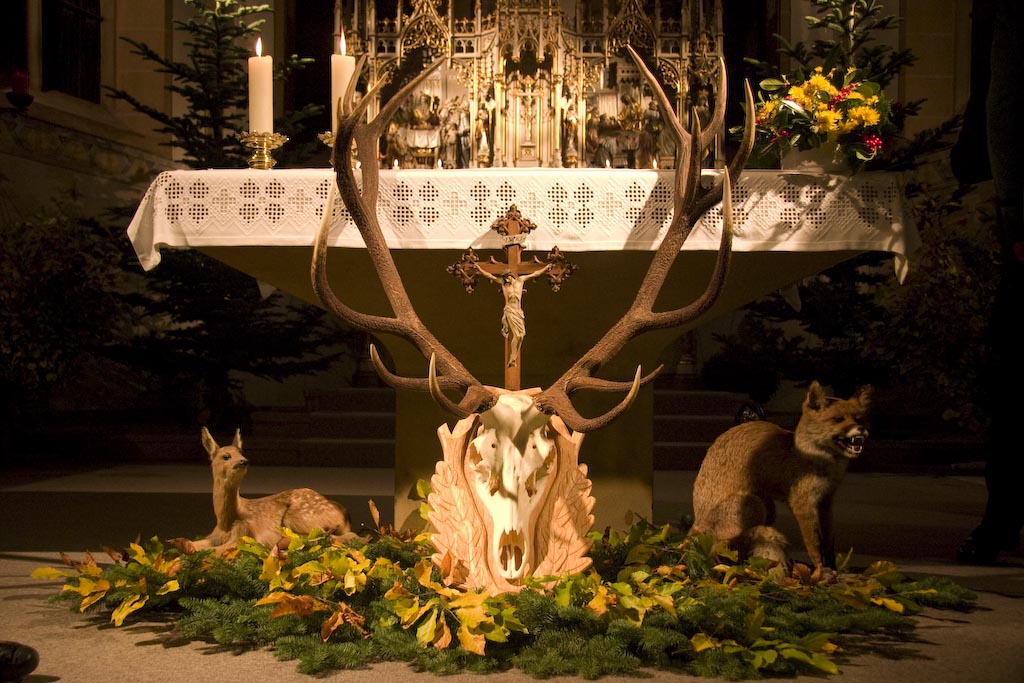 <p>Altarschmuck von Bernhard Witte und Konrad Hansmeier</p>