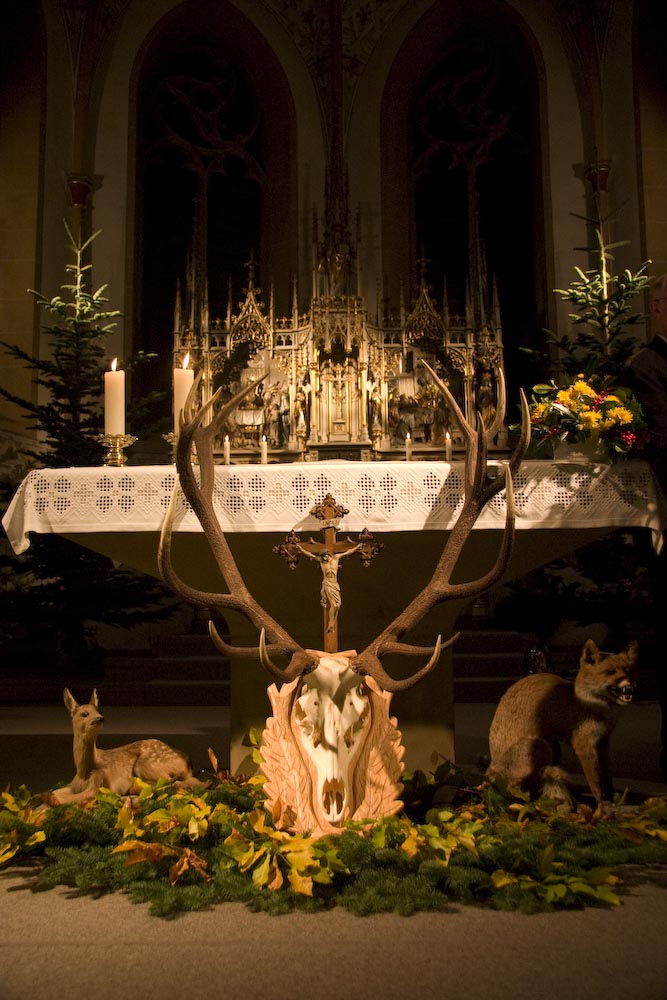 <p>Altarschmuck von Bernhard Witte und Konrad Hansmeier</p>