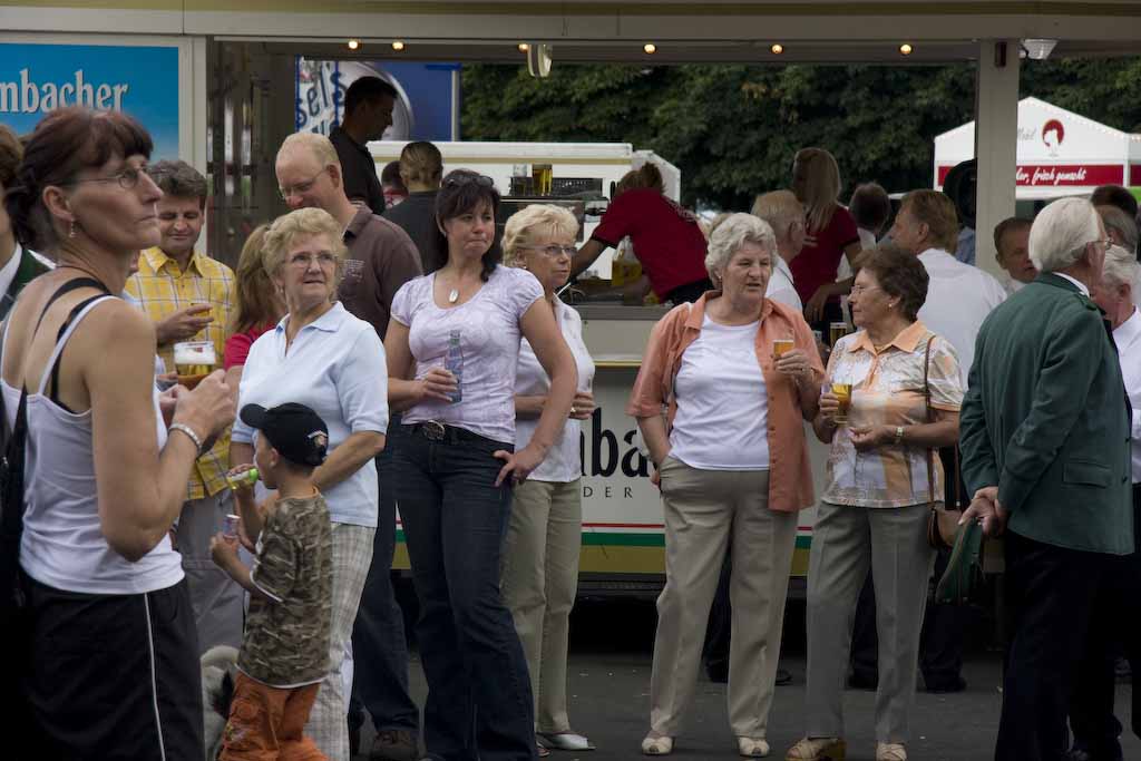 <p>Alle Zuschauer waren gespannt, ob Ludger Brandt die Königswürde erringt</p>