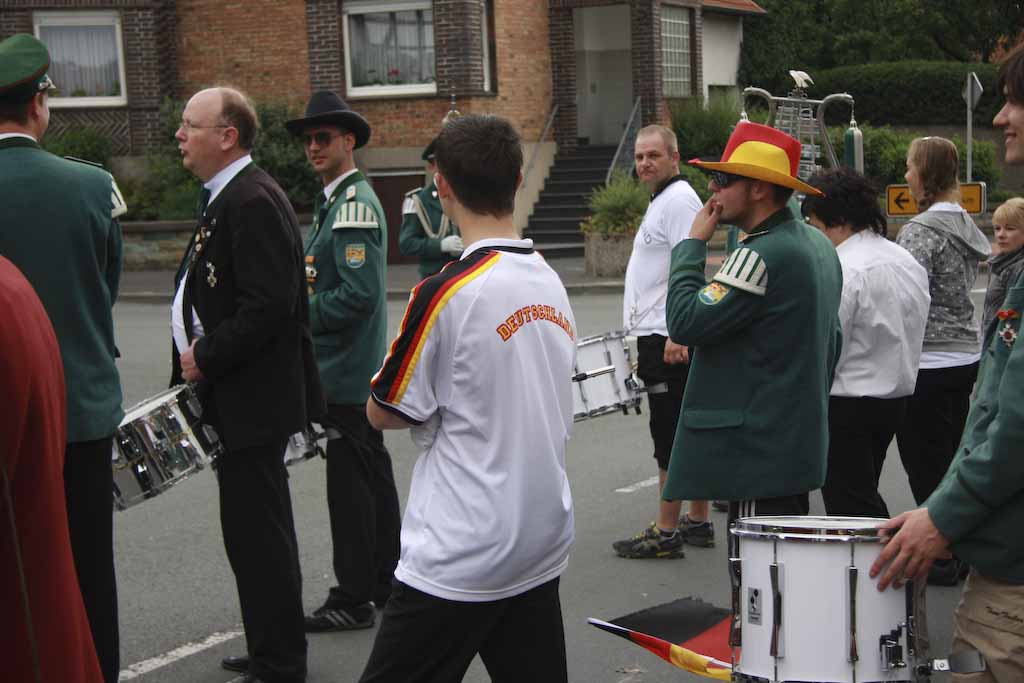 <p>Die Kleiderordnung des Spielmannszuges war an die EM angelehnt</p>
