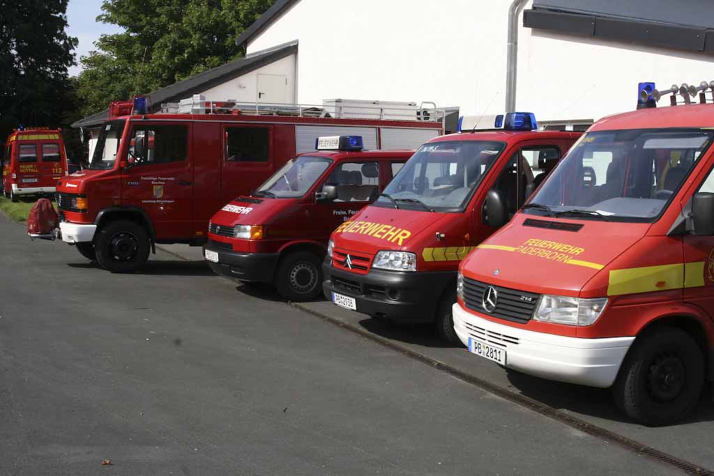 <p>Vor allem noch nahezu neuwertige Feuerwehrfahrzeuge finden das Interesse der Feuerwehrkameraden. </p>