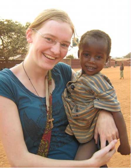 <p>Eva Hüppmeier in Malawi</p>