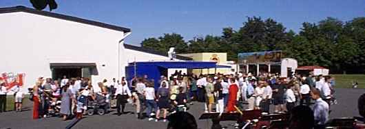 <p>Das Wetter und die Stimmung war super.</p>