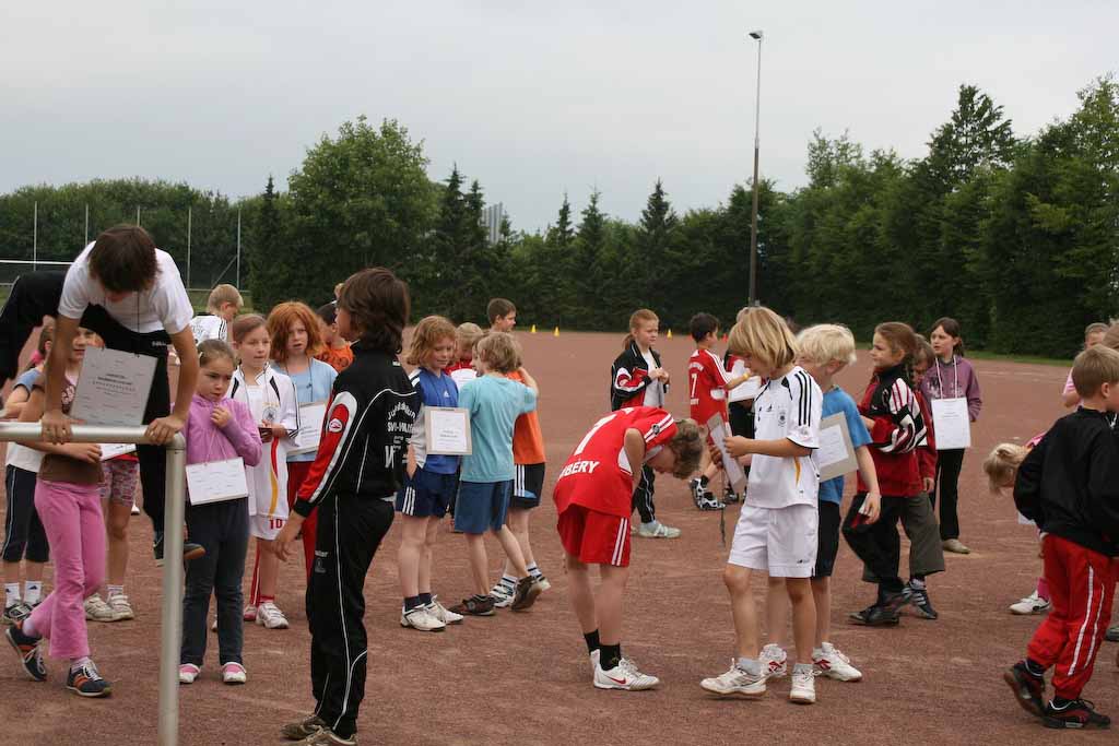 <p>Sportfest der Grundschule unterm Regebogen in Alfen</p>