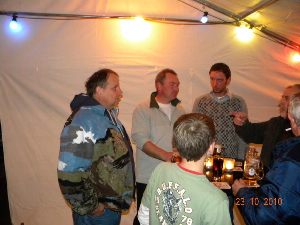 <p>Die SuÌdkompanie feiert wieder ein Oktoberfest</p>
