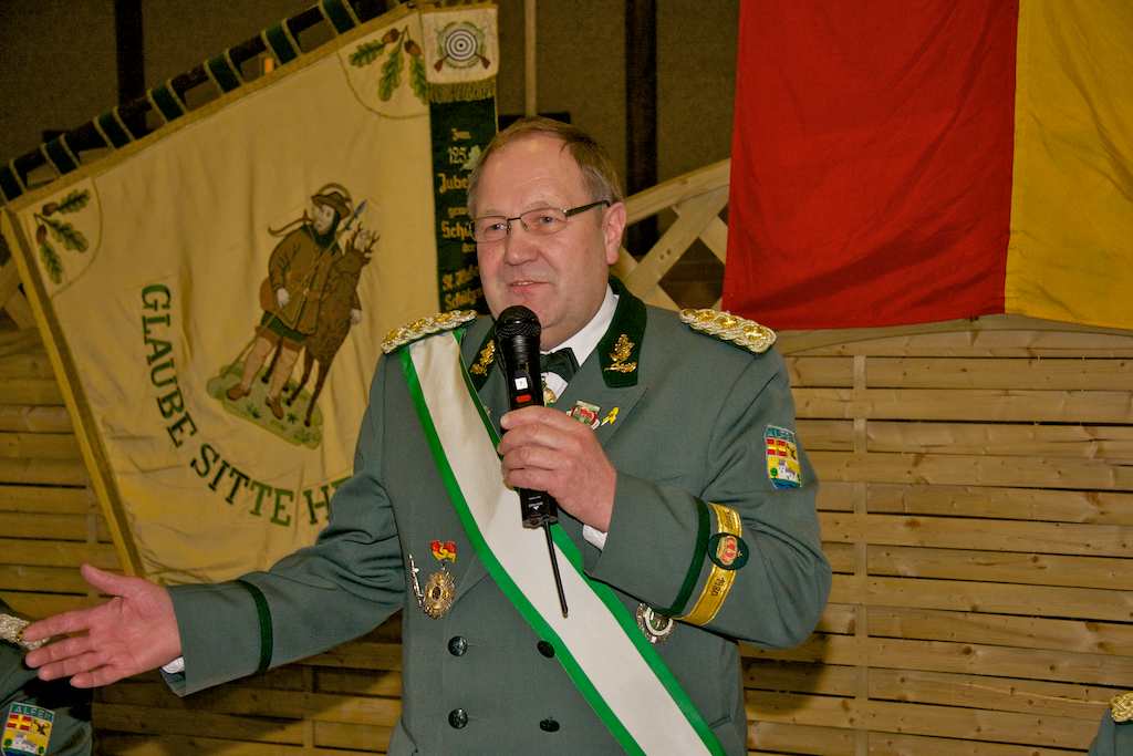 <p>Oberst Drüke berichtete stolz über die Arbeit der Kompanien im vergangen Jahr und kündigte Aktionen für 2012 an</p>
