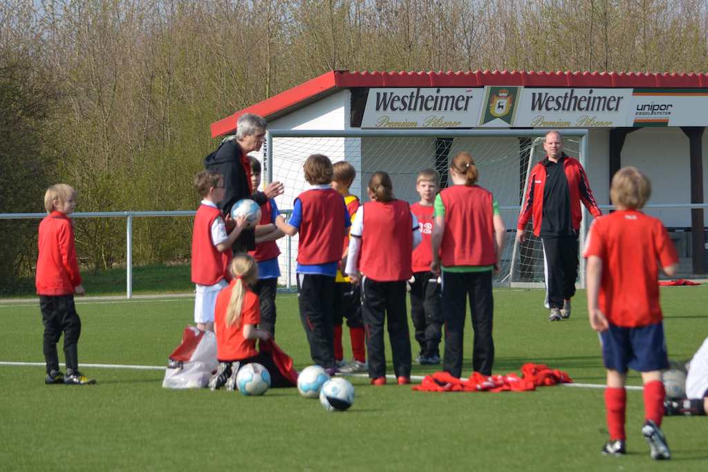 <p>Trainings-Camp der F- und E-Jugend und deren Familien</p>
