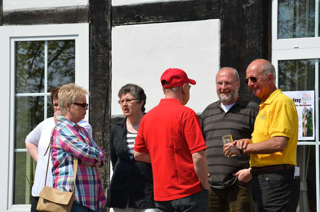 <p>Vereinsbaum aufstellen</p>
