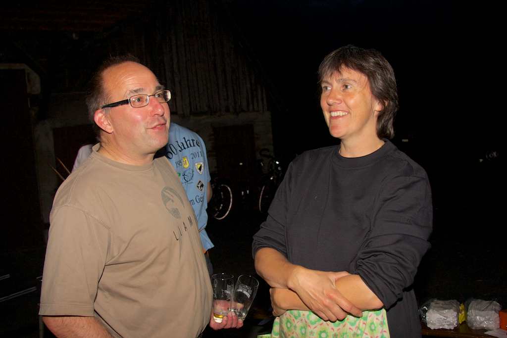 <p>Public Viewing in Westermeiers Scheune</p>