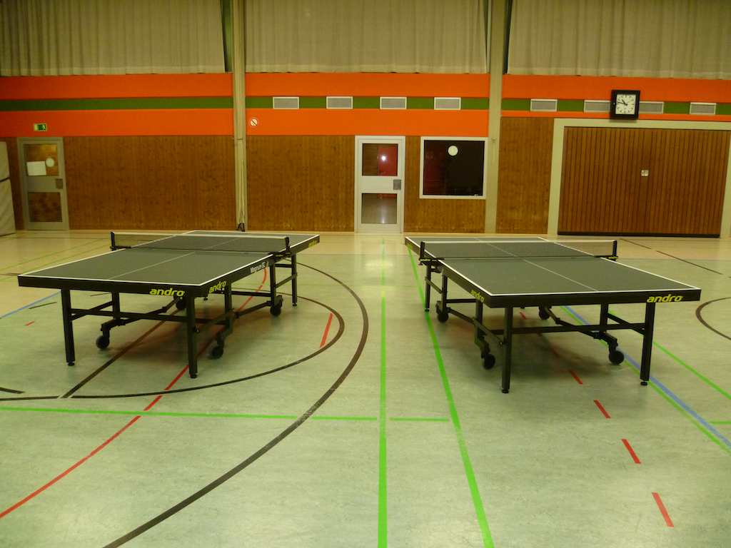 <p>Neue Tischtennisplatten fuÌr die Tischtennisabteilung</p>