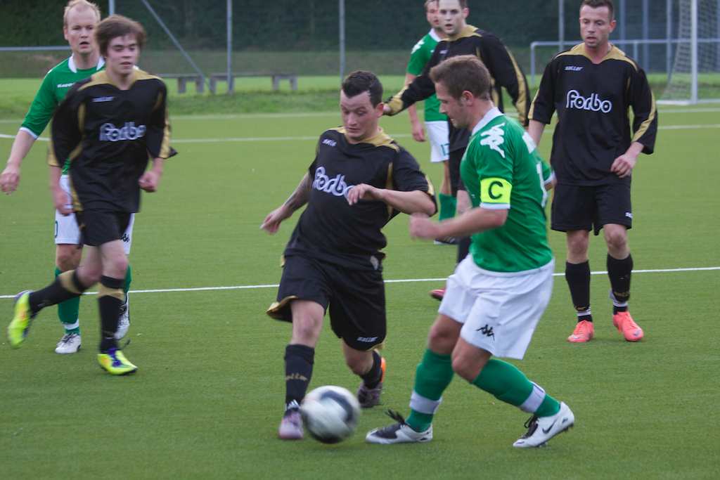 <p>Alle Anspielstationen geblockt und der spielführende Spieler wird angegangen, so sieht es Trainer Waldemar Bera gern</p>