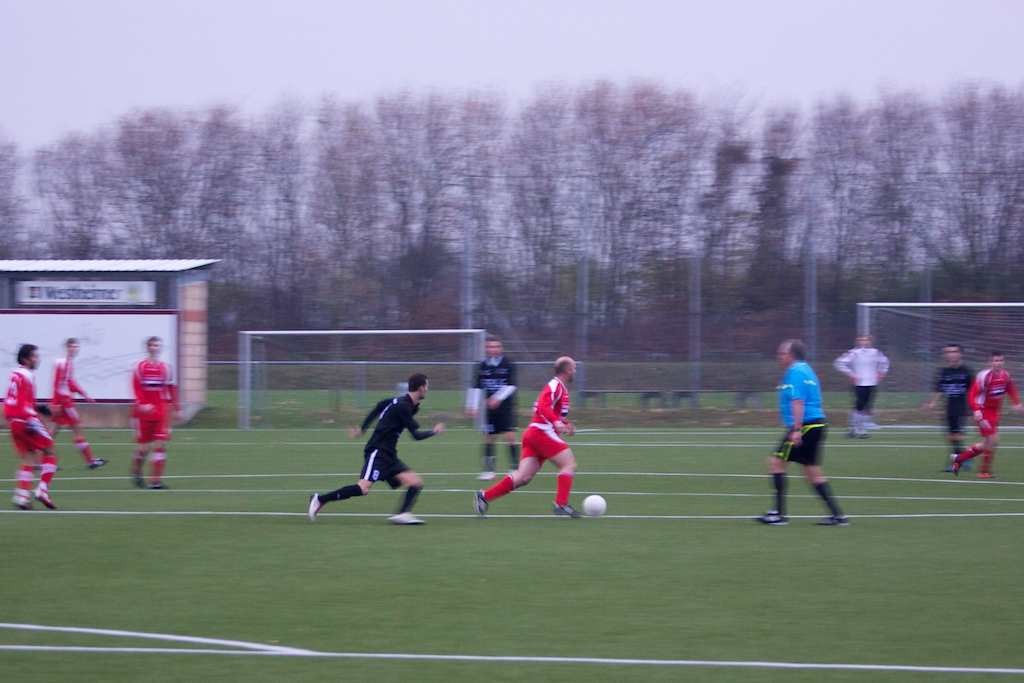 <p>Geschickt wechselte unser Trainerteam, um den Spielfluss der Gäste zu stören</p>