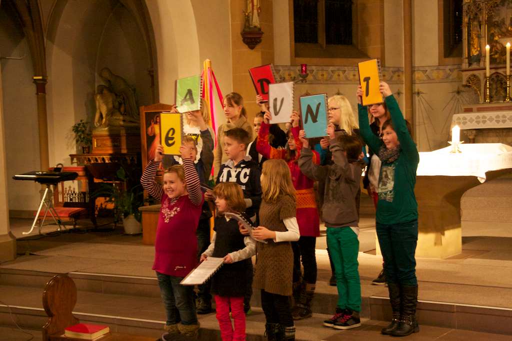 <p>Adventskonzert in der Alfener Pfarrkirche</p>