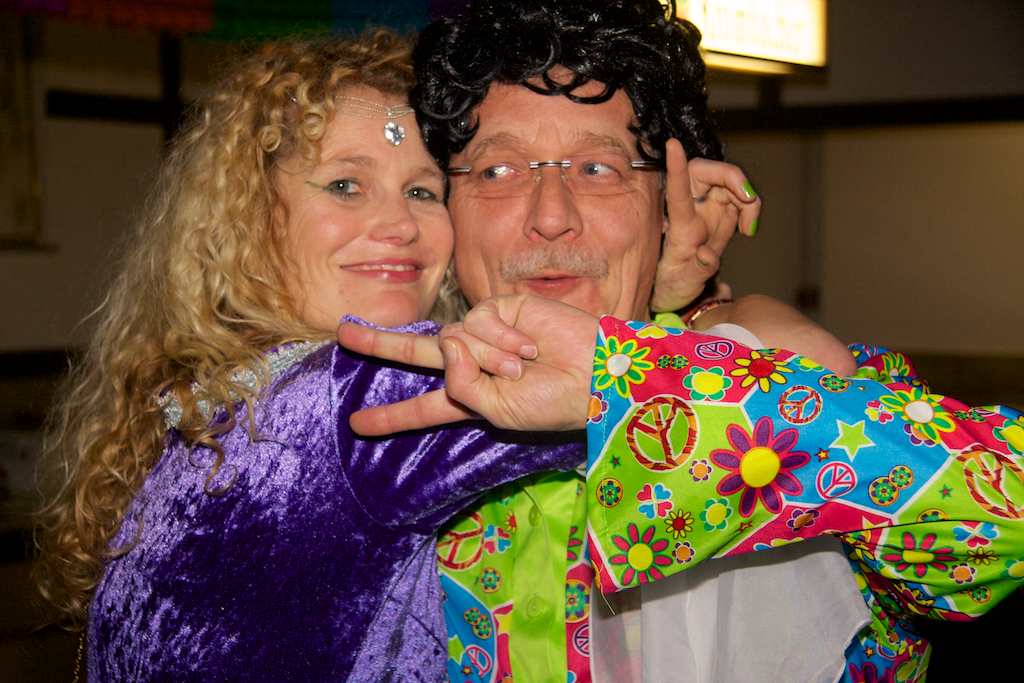 <p>Karneval in Alfen mit den Karnevalszicken der kfd</p>