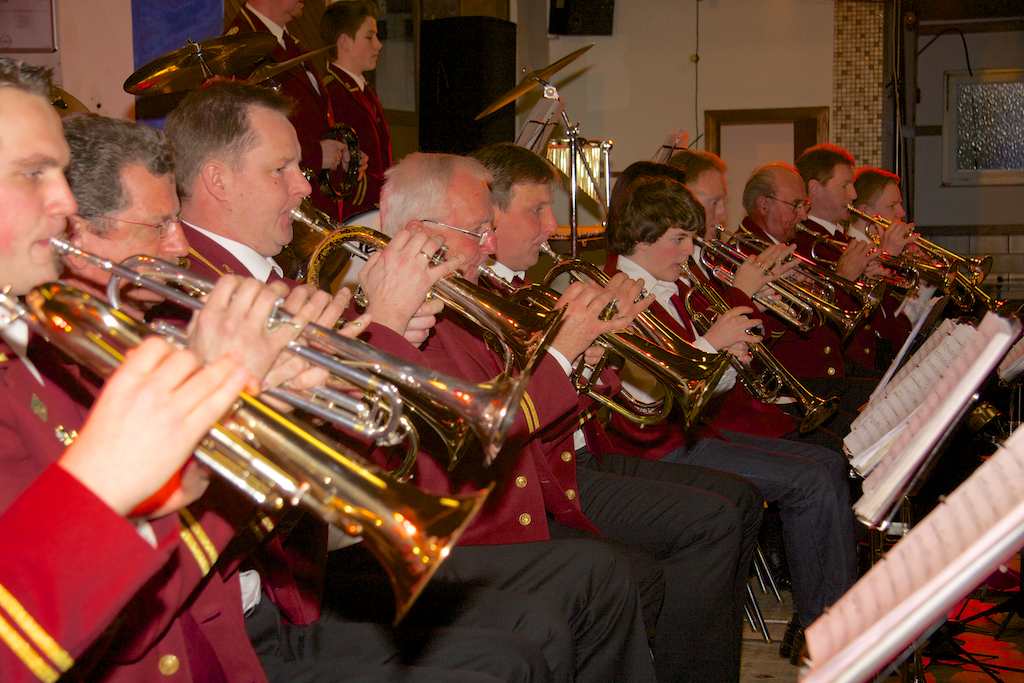 <p>Konzert und Tanz zum 85. jährigen Vereinsjubiläum des Musikverein Alfen</p>