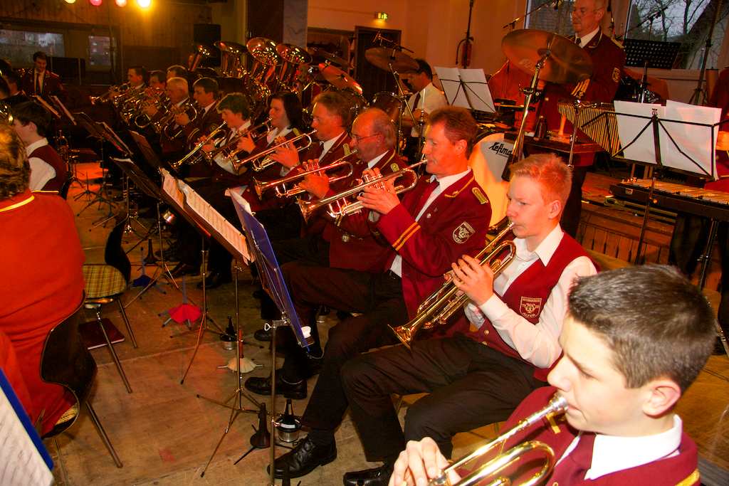 <p>Konzert und Tanz zum 85. jährigen Vereinsjubiläum des Musikverein Alfen</p>