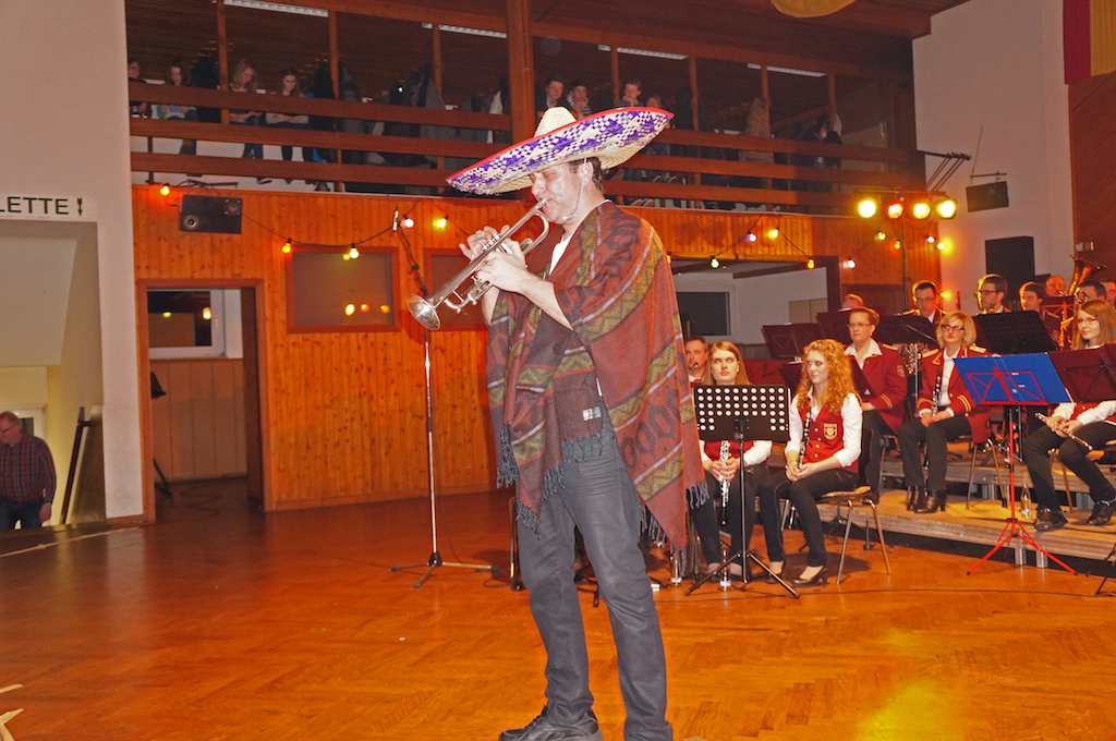 <p>Bobby Müller als mexikanischer Trompeter</p>