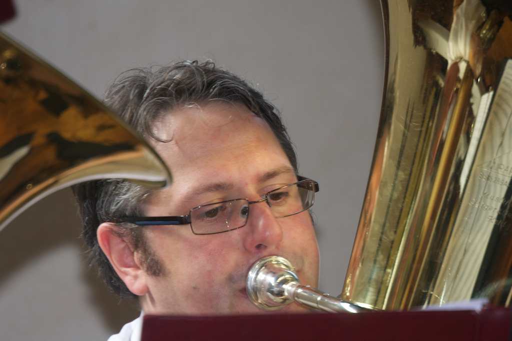 <p>Der Musikverein Alfen beim Schützenfest in Altenrüthen</p>