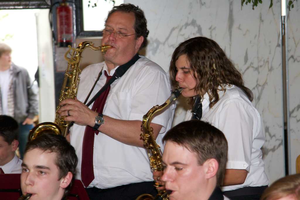 <p>Der Musikverein Alfen beim Schützenfest in Altenrüthen</p>