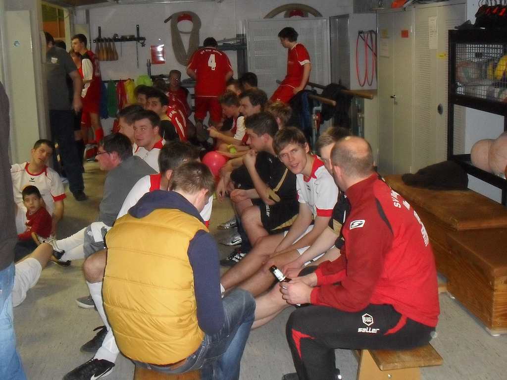 <p>Vereinsmeisterschaften 2013/14 in der Turnhalle Alfen</p>