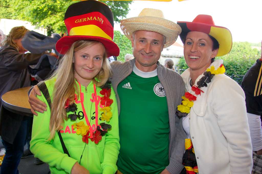<p>Public Viewing mit dem SV RW Alfen und dem Schützenverein</p>