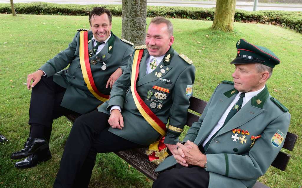 <p>Der Samstag begann ganz entspannt  am Ehrenmal</p>