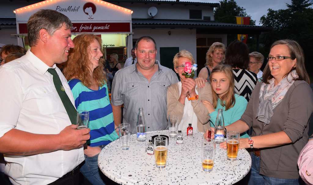<p>Schützenfest Samstag in Alfen</p>