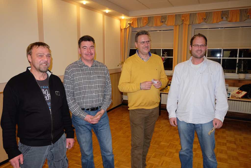<p>Bei der Westkompanie konnte sich Markus Lager als Bester durchsetzen und wurde Kompaniemeister. Platz 2 und 3 gingen an Detlef Tölle und Friedhelm Ahrens.</p>