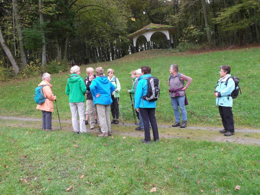 <p>Oktober-Wanderung der Wanderfreunde des SV RW Alfen</p>
